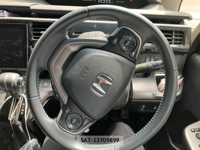 Honda STEP WGN 2020-03 7225576-14