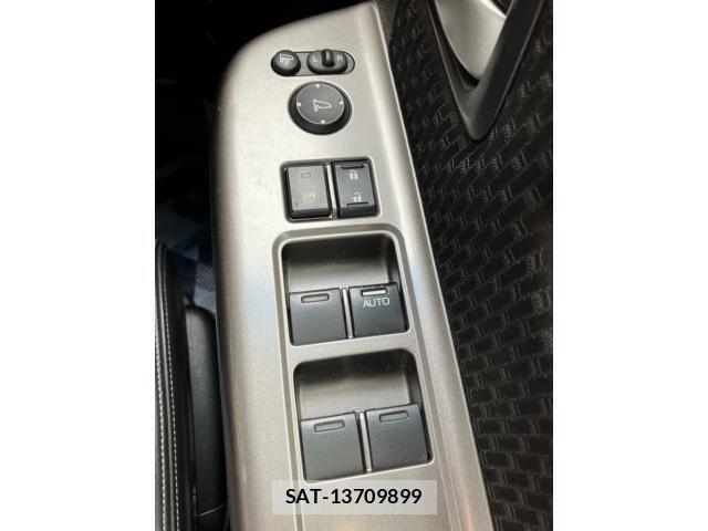 Honda STEP WGN 2020-03 7225576-15