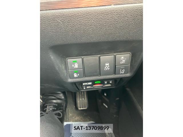 Honda STEP WGN 2020-03 7225576-16