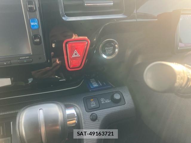 Honda STEP WGN 2017-04 7225568-20