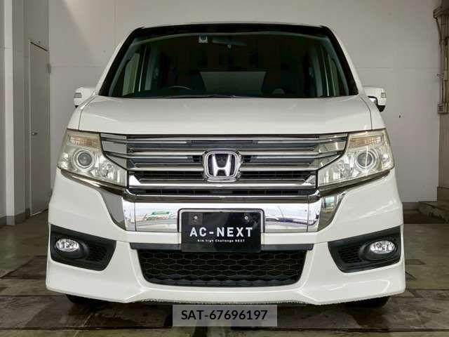 Honda STEP WGN 2014-03 7225557-15