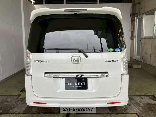 Honda STEP WGN 2014-03 7225557-17