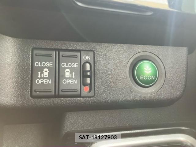 Honda STEP WGN 2016-08 7225567-21