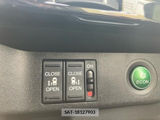 Honda STEP WGN 2016-08 7225567-23