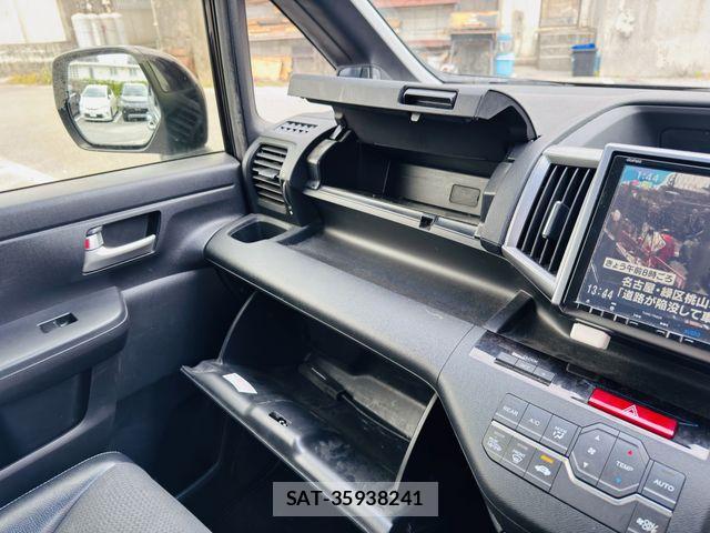Honda STEP WGN 2014-02 7225558-14