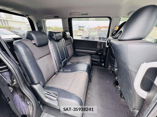 Honda STEP WGN 2014-02 7225558-16
