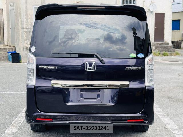 Honda STEP WGN 2014-02 7225558-3