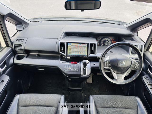 Honda STEP WGN 2014-02 7225558-5