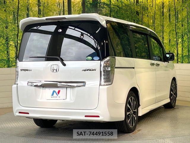 Honda STEP WGN 2014-01 7218608-15