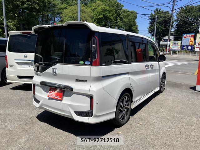 Honda STEP WGN 2015-06 7225556-1