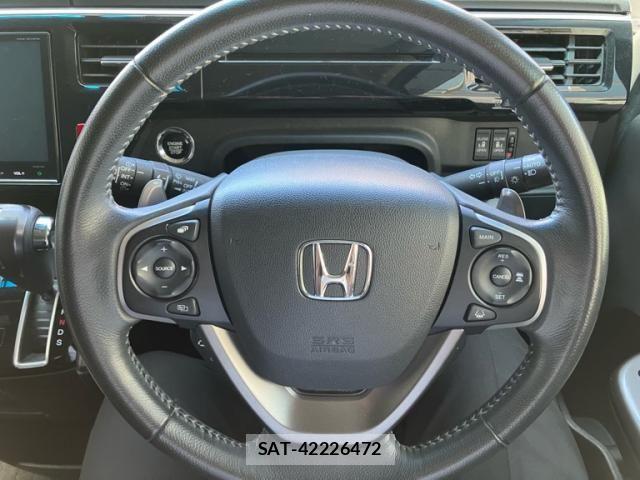 Honda STEP WGN 2017-12 7225569-12