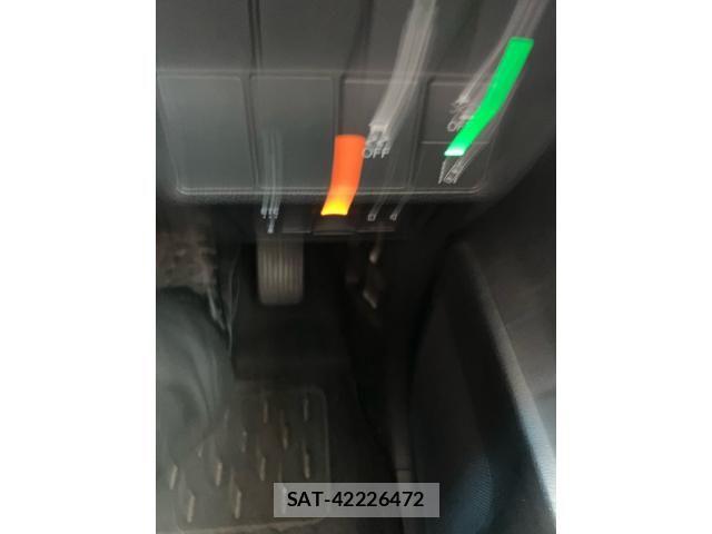 Honda STEP WGN 2017-12 7225569-15