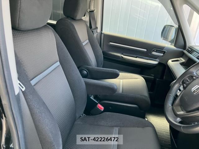 Honda STEP WGN 2017-12 7225569-6