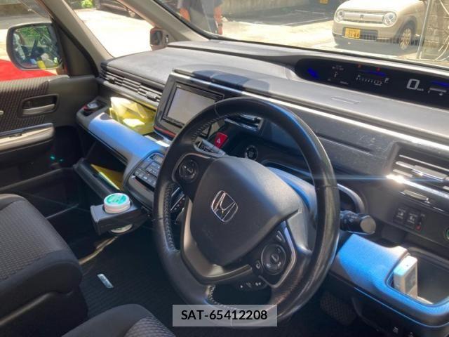 Honda STEP WGN 2016-02 7225561-14
