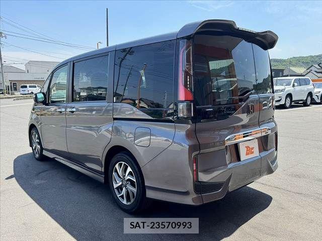 Honda STEP WGN 2016-03 7225562-12