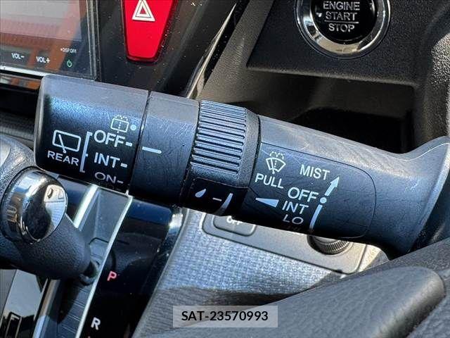 Honda STEP WGN 2016-03 7225562-26