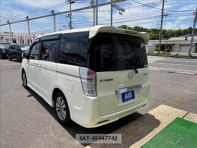 Honda STEP WGN 2011-09 7252439-2