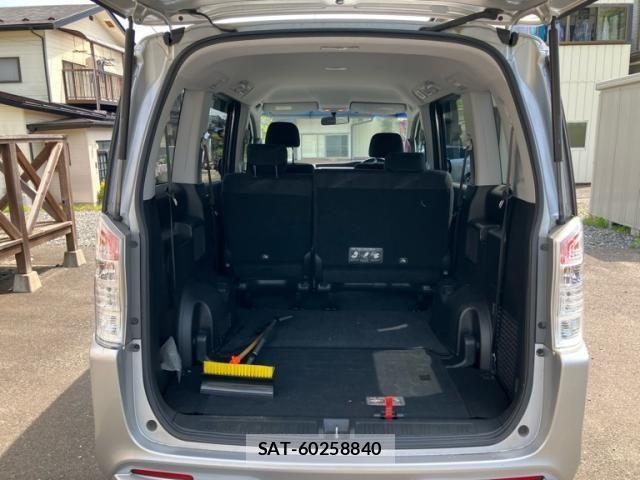Honda STEP WGN 2011-05 7252448-9