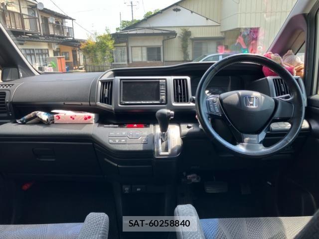 Honda STEP WGN 2011-05 7252448-14