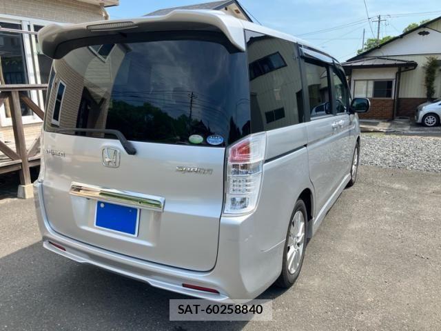 Honda STEP WGN 2011-05 7252448-4