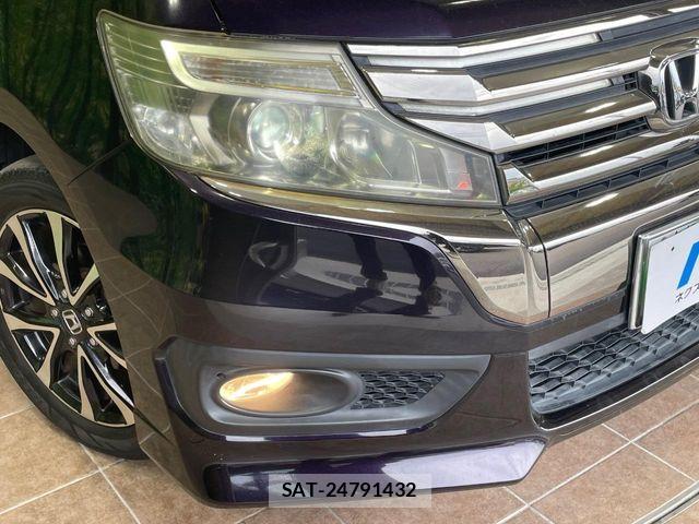 Honda STEP WGN 2012-05 7252437-12