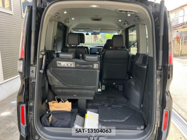 Honda STEP WGN 2017-11 7330336-9