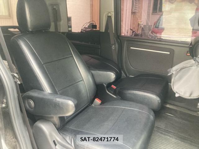 Honda STEP WGN 2015-11 7330330-13