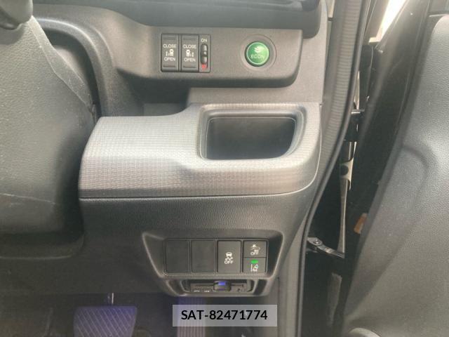 Honda STEP WGN 2015-11 7330330-17