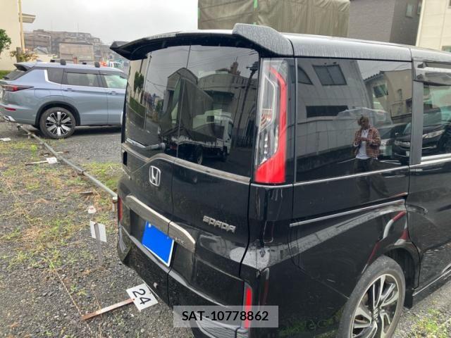 Honda STEP WGN 2022-02 7330314-4