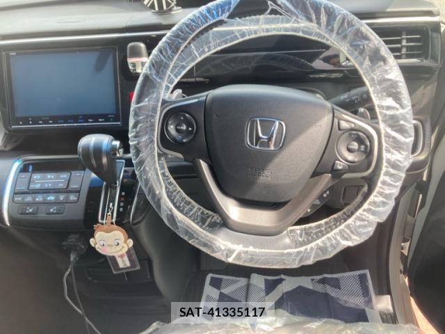 Honda STEP WGN 2016-06 7330329-15