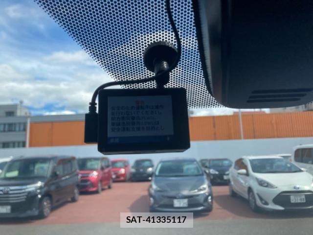 Honda STEP WGN 2016-06 7330329-21