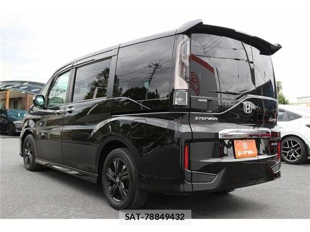 Honda STEP WGN 2019-06 7330331-23
