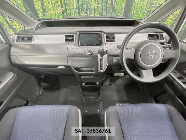 Honda STEP WGN 2009-09 7330341-1