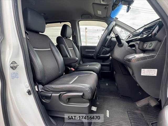 Honda STEP WGN 2016-07 7330332-15