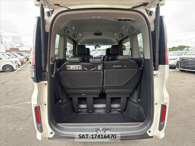 Honda STEP WGN 2016-07 7330332-18