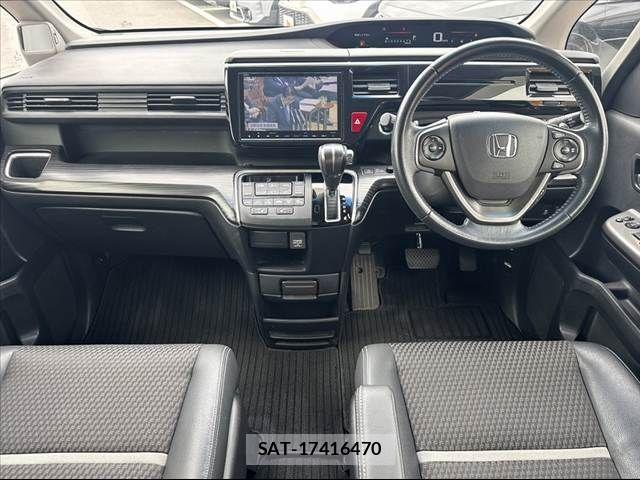 Honda STEP WGN 2016-07 7330332-1