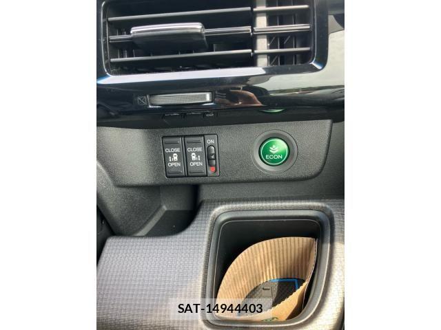 Honda STEP WGN 2018-08 7330317-21