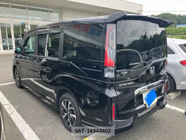 Honda STEP WGN 2018-08 7330317-5