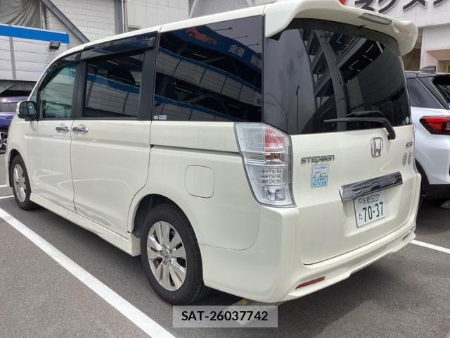 Honda STEP WGN 2012-01 7330349-4