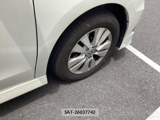 Honda STEP WGN 2012-01 7330349-7