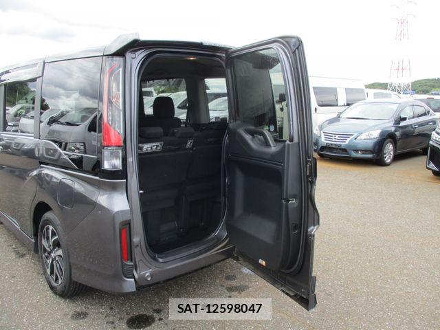 Honda STEP WGN 2021-05 7359968-10