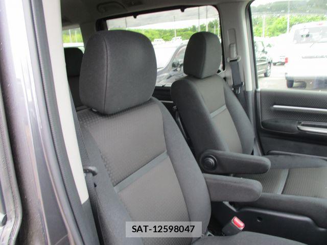 Honda STEP WGN 2021-05 7359968-14