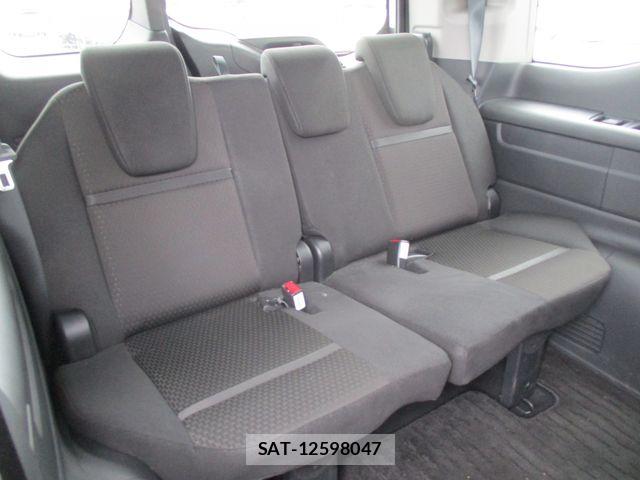 Honda STEP WGN 2021-05 7359968-18