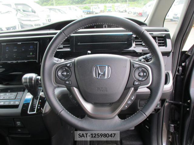 Honda STEP WGN 2021-05 7359968-19