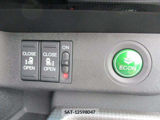Honda STEP WGN 2021-05 7359968-26