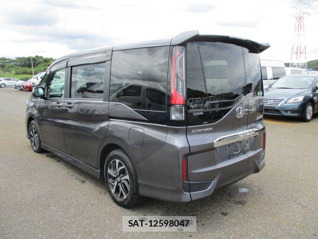 Honda STEP WGN 2021-05 7359968-2