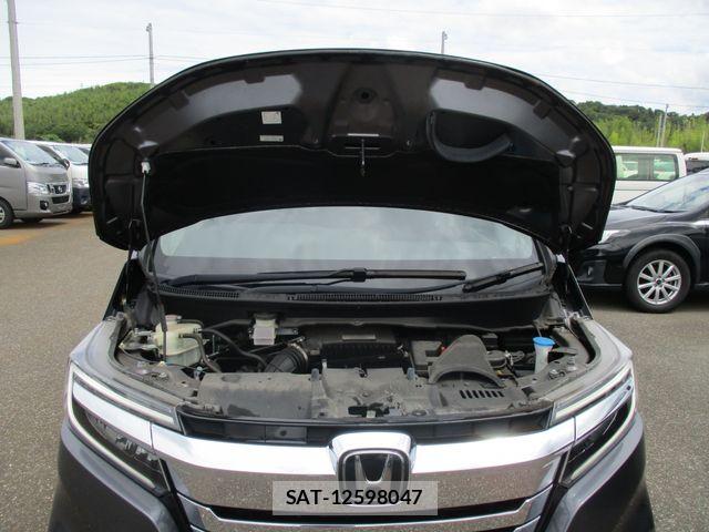 Honda STEP WGN 2021-05 7359968-7