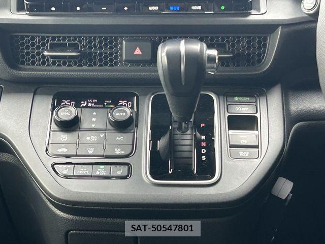 Honda STEP WGN 2024-01 7359965-12