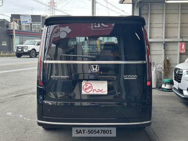 Honda STEP WGN 2024-01 7359965-2