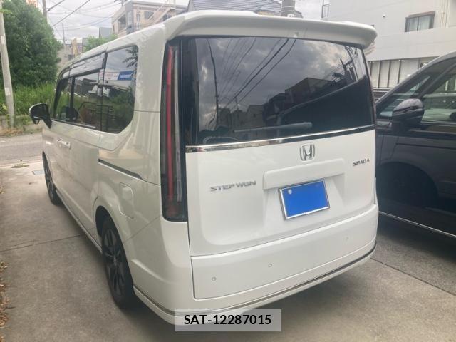 Honda STEP WGN 2022-11 7359962-1
